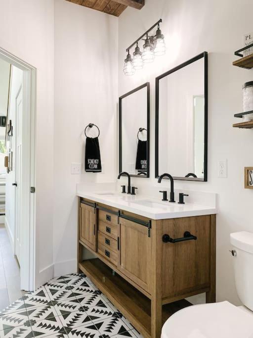 Appartamento Modern Smoky Mountain Tiny House Pigeon Forge Esterno foto
